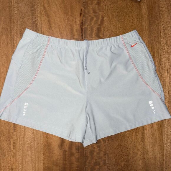 Nike North Face 3 Athletic Shorts Bundle Womens Medium Black Gray Tan - Picture 3 of 12